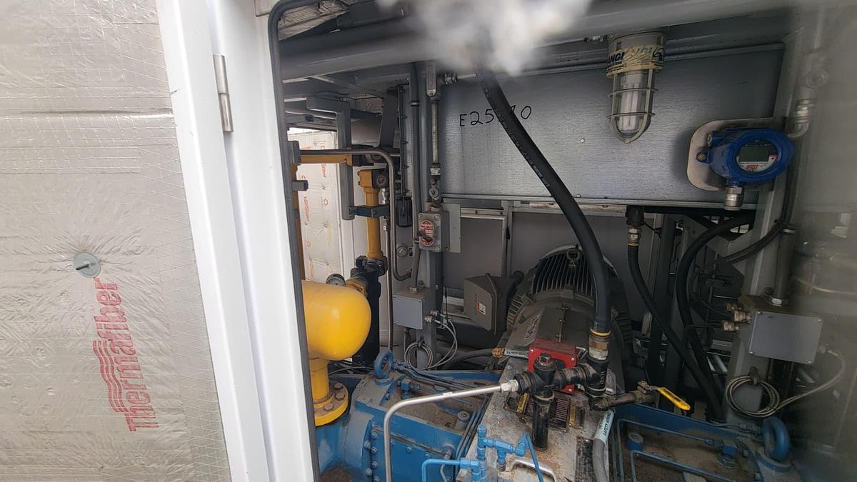 Used TWO-4 stage ANGI Ariel 125 HP CNG Compressor JGP/2