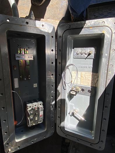 Used A40CE0 Cutler-Hammer A1 Enclosure Type 4 C799JE1 for hazzardous duty locations