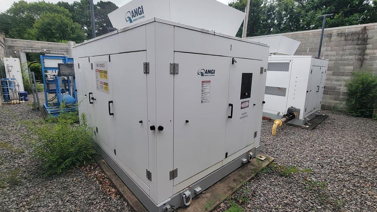 Used TWO-4 stage ANGI Ariel 125 HP CNG Compressor JGP/2