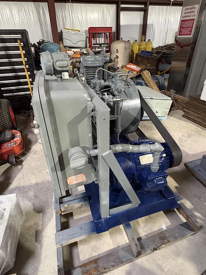 Used Ingersol Rand 20 HP CNG Compressores 28 SCFM