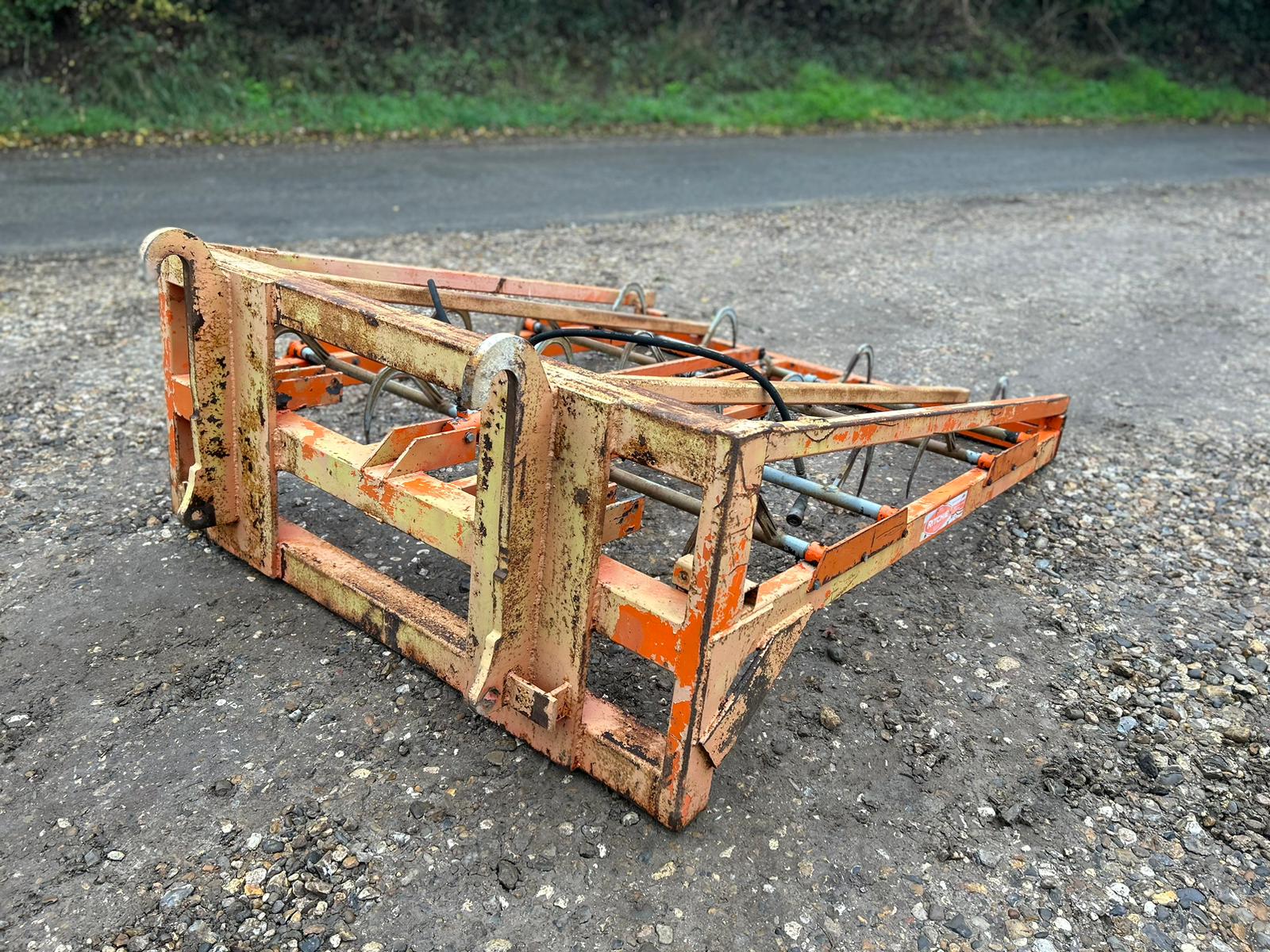 Used Ritchie Flat 8 Bale Grab