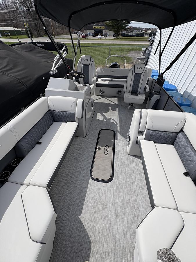 Used 2023 Harris Sunliner 230
