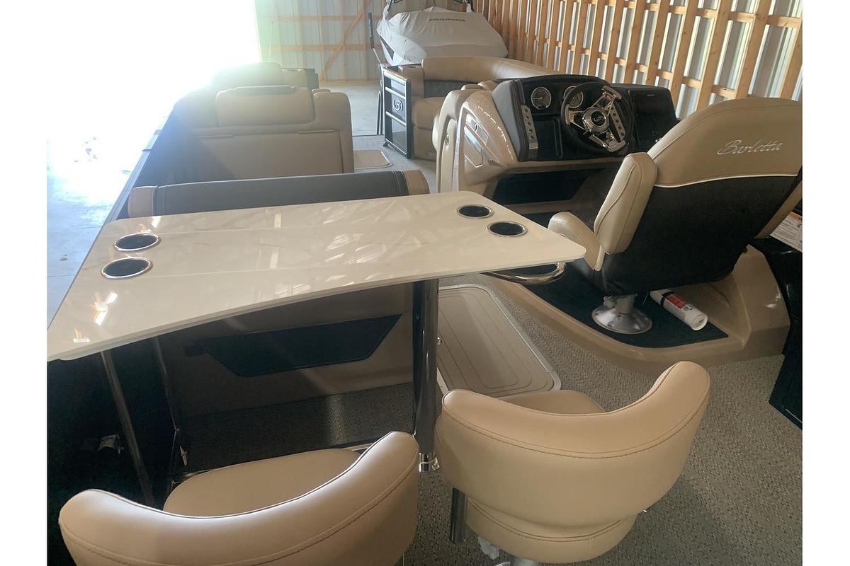 2025 Barletta Lusso L25UEA