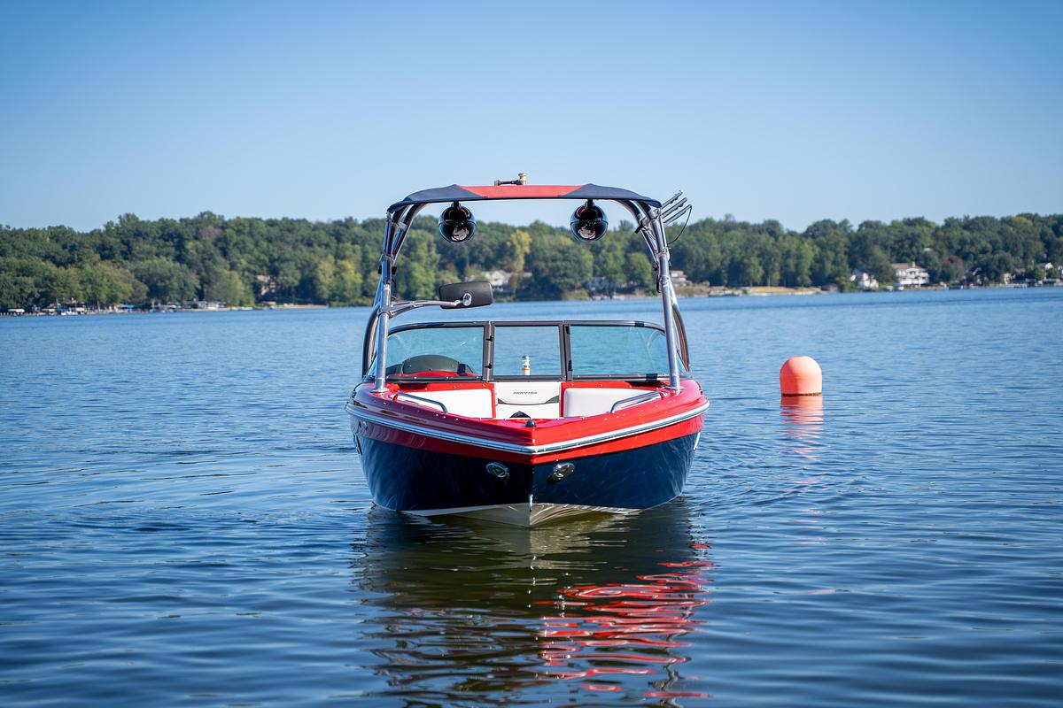 Used 2010 Moomba Mobius LSV