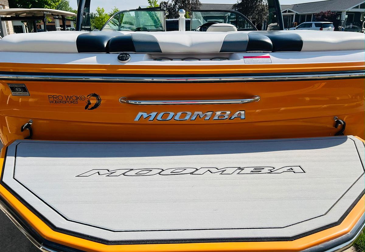 Used 2012 Moomba Mobius LSV