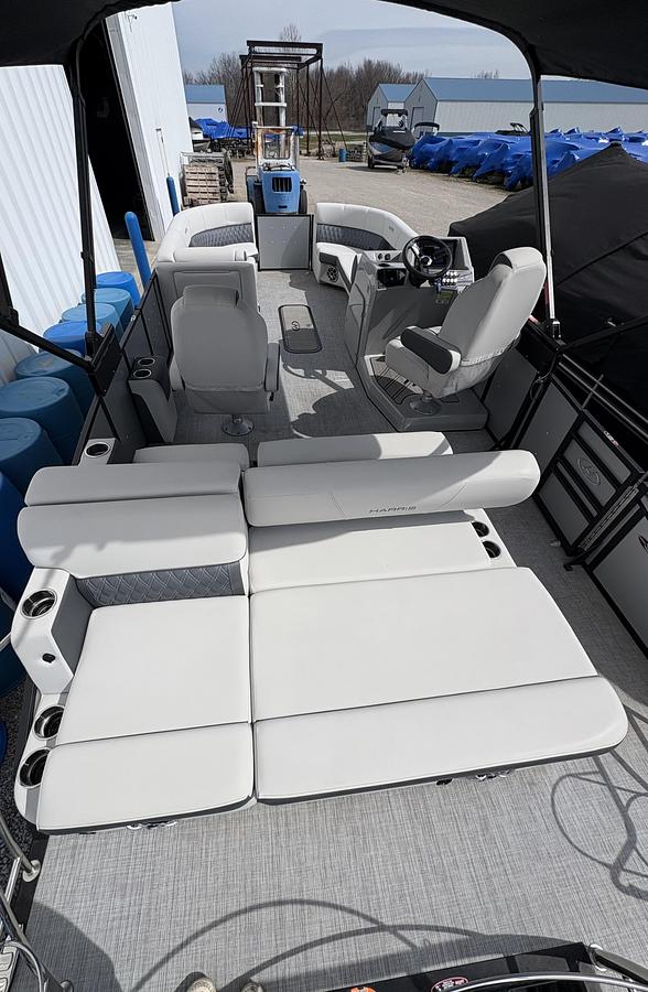 Used 2023 Harris Sunliner 230