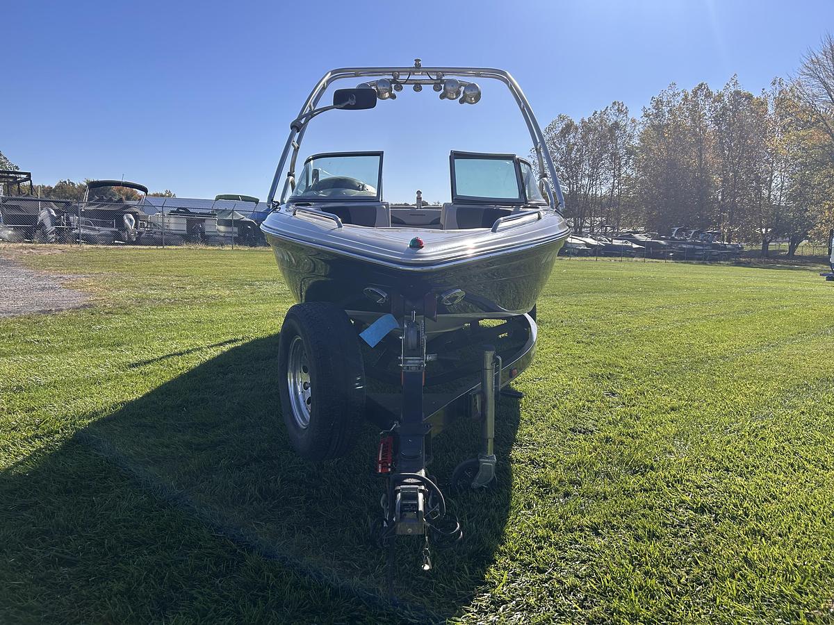 2008 Moomba Mobius LSV