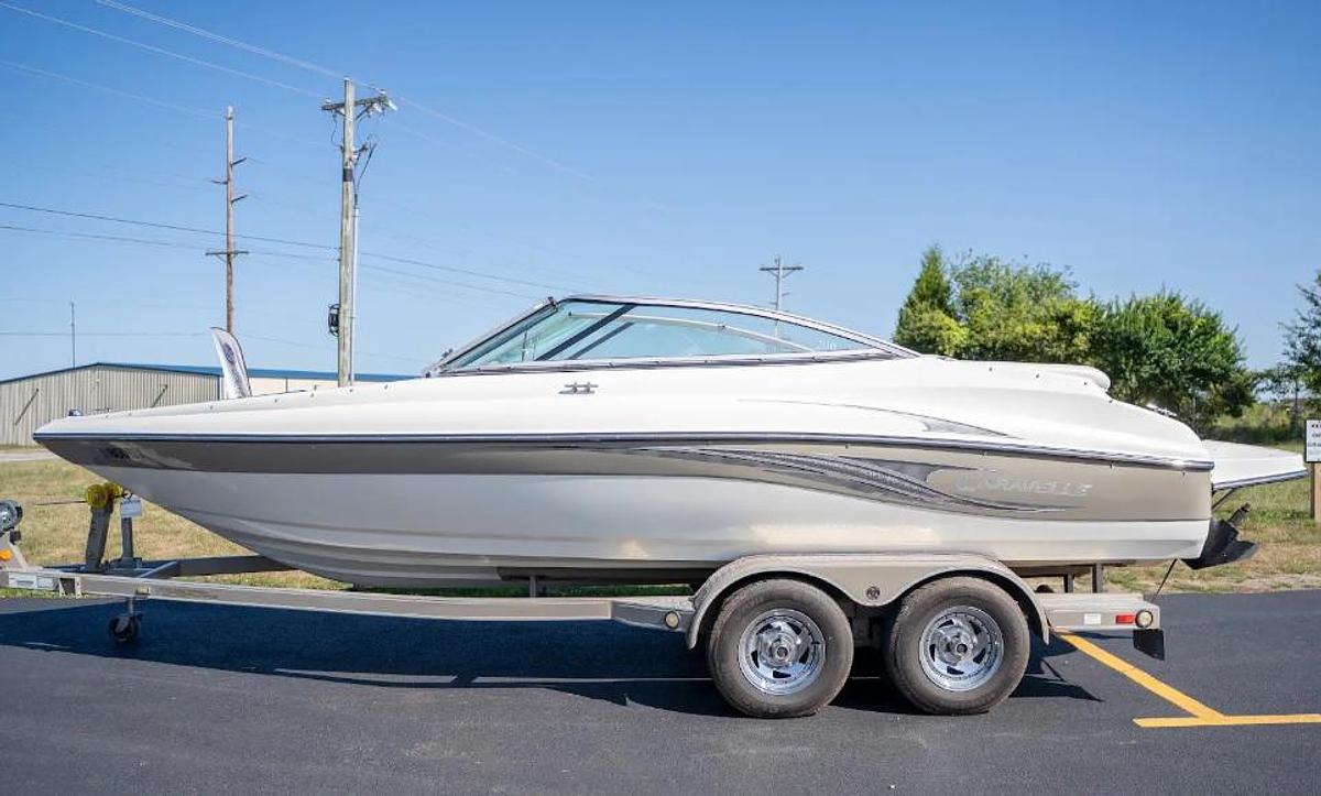 Used 2012 Hurricane Sundeck Sport 20