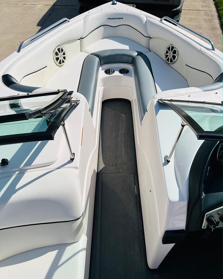 Used 2012 Moomba Mobius LSV