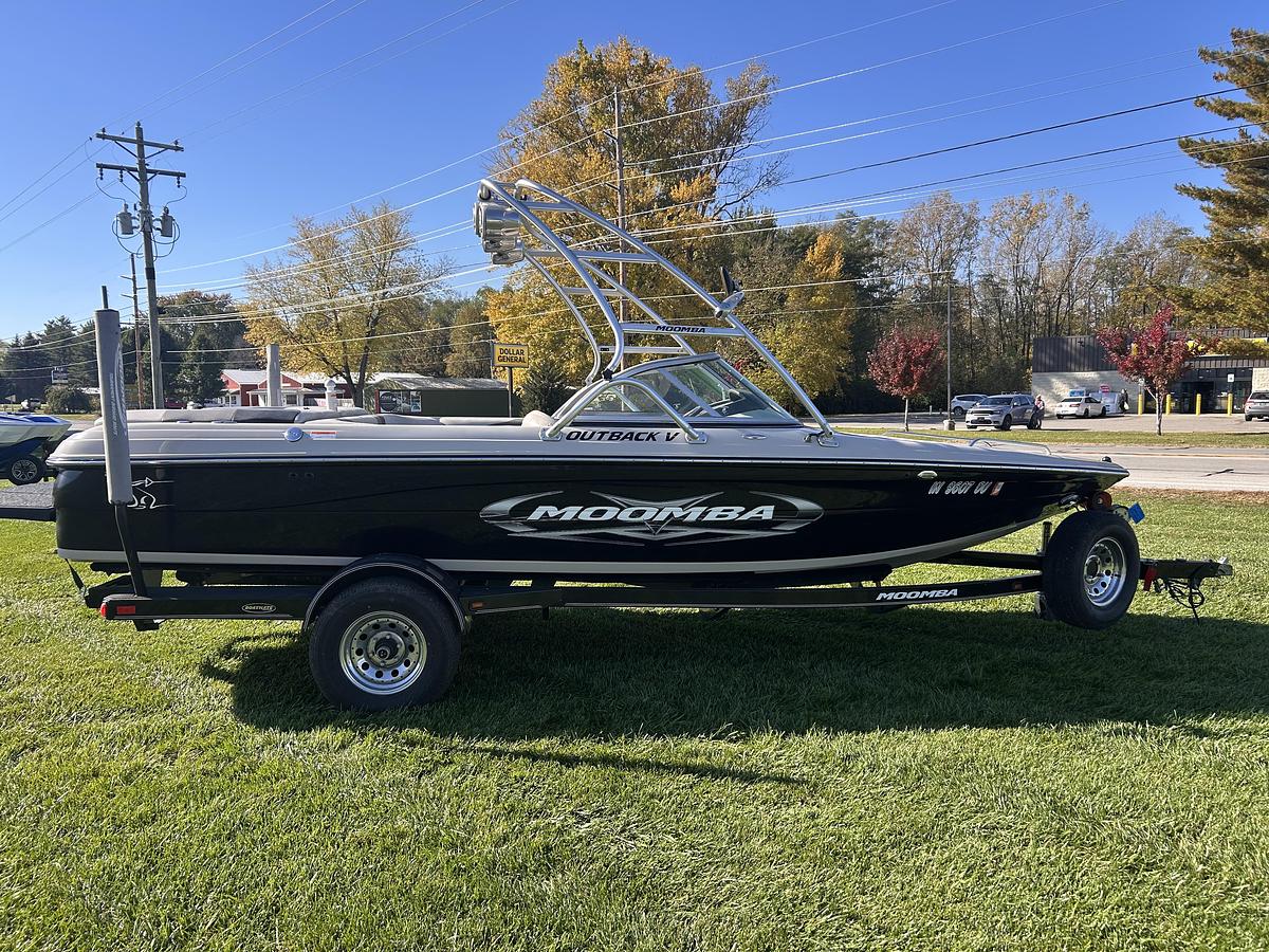 2008 Moomba Mobius LSV