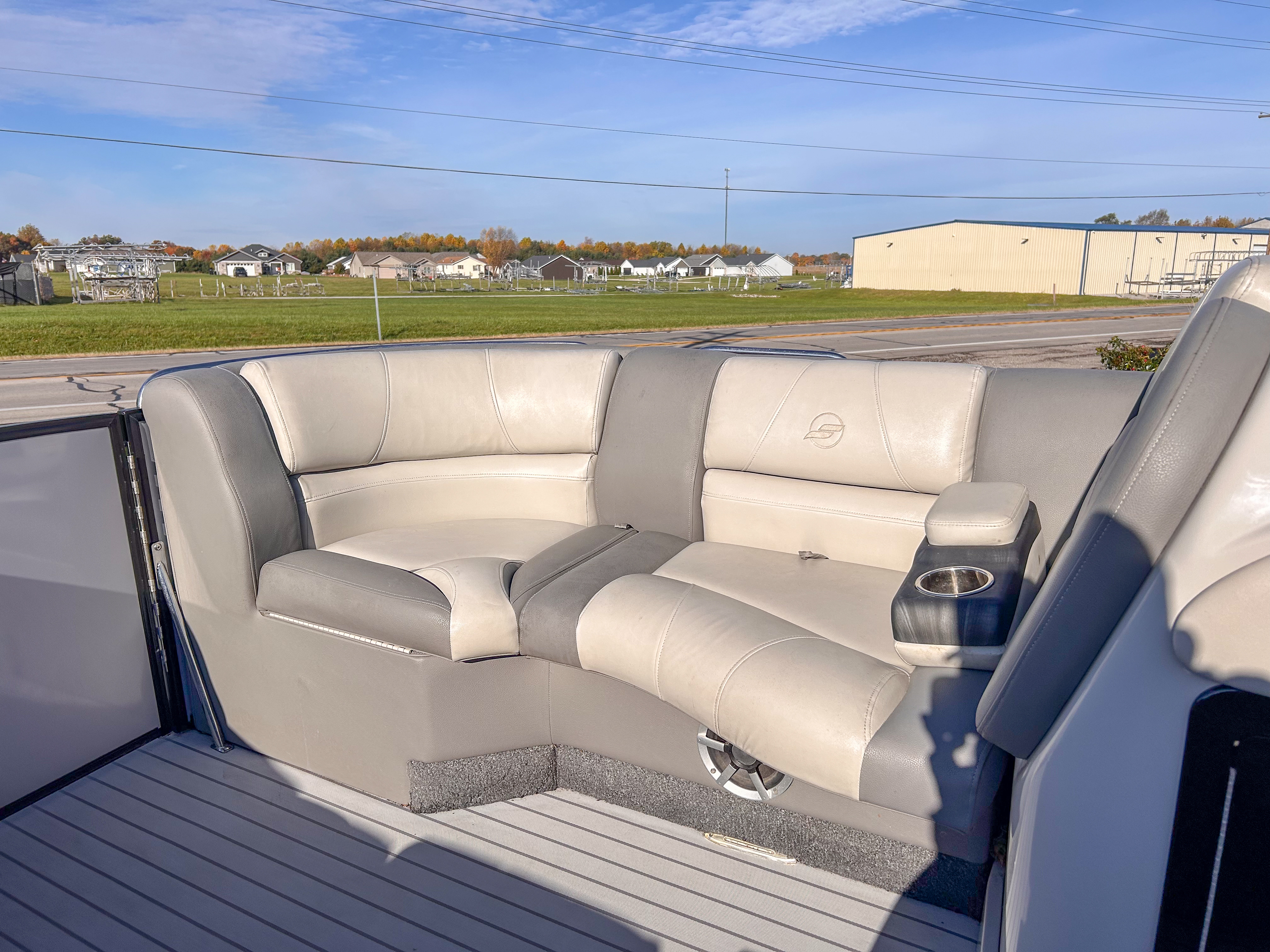 Used 2015 Starcraft MX 23 C