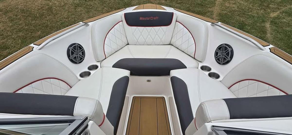 Used 2012 MasterCraft x30