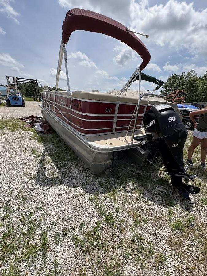 Used 2012 Xcursion Pontoons Xcursion X-21FC