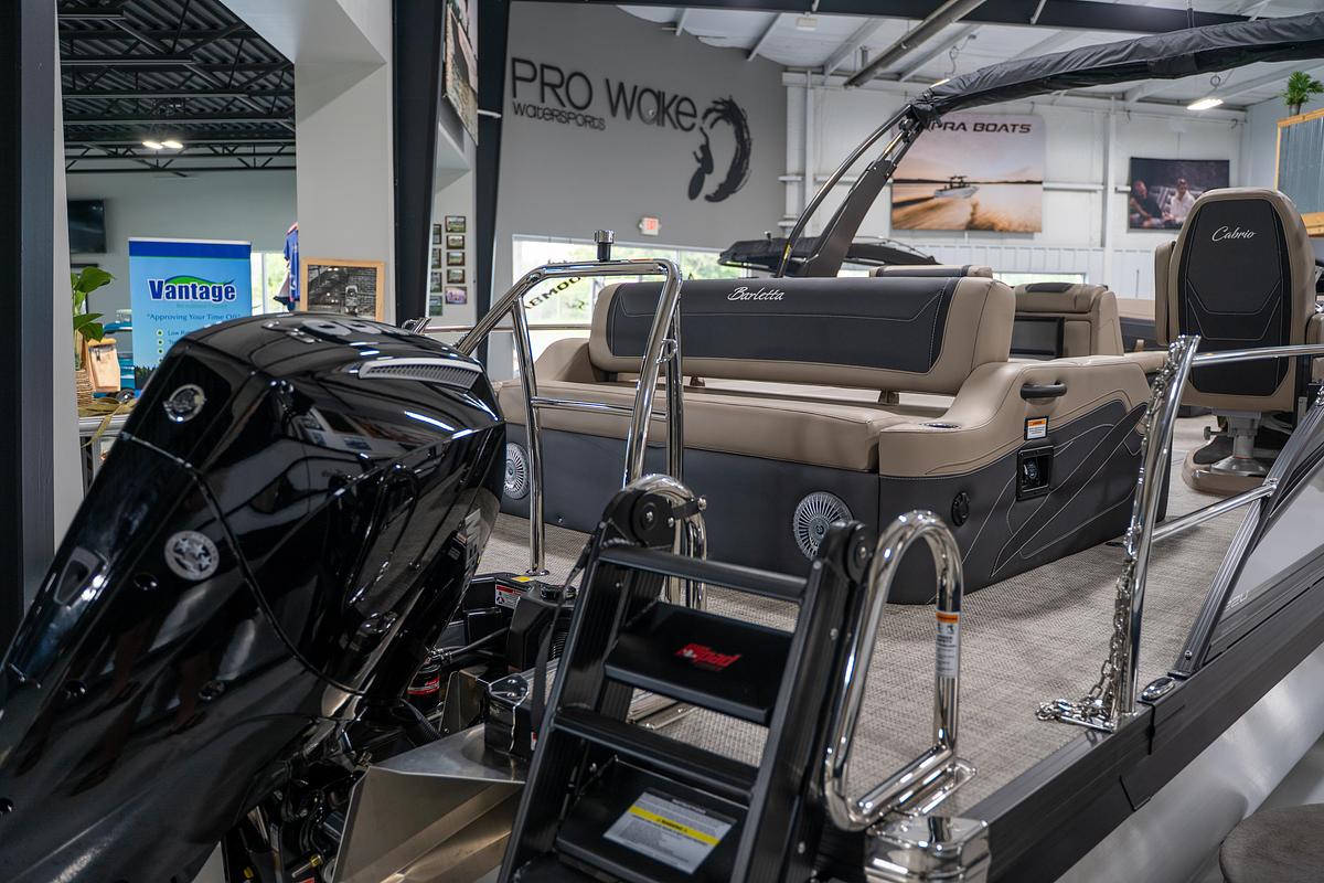 2027 Barletta Cabrio C22U