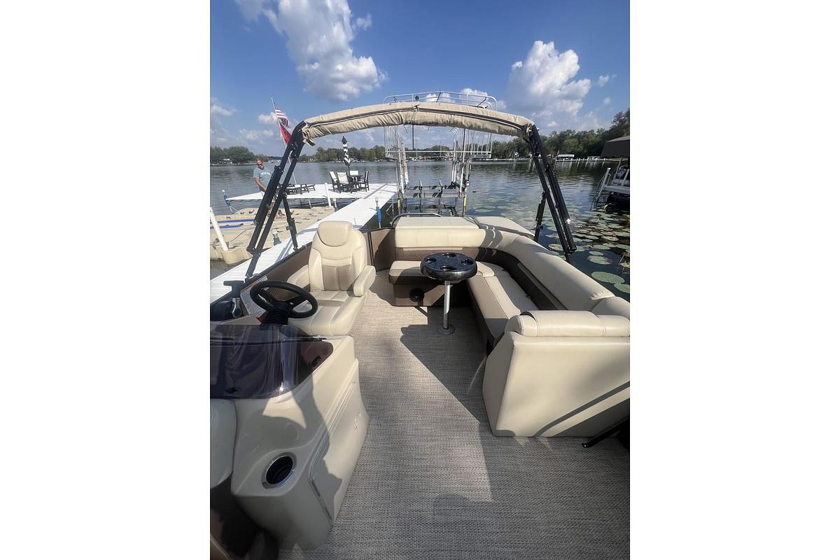 Used 2019 Godfrey Sweetwater