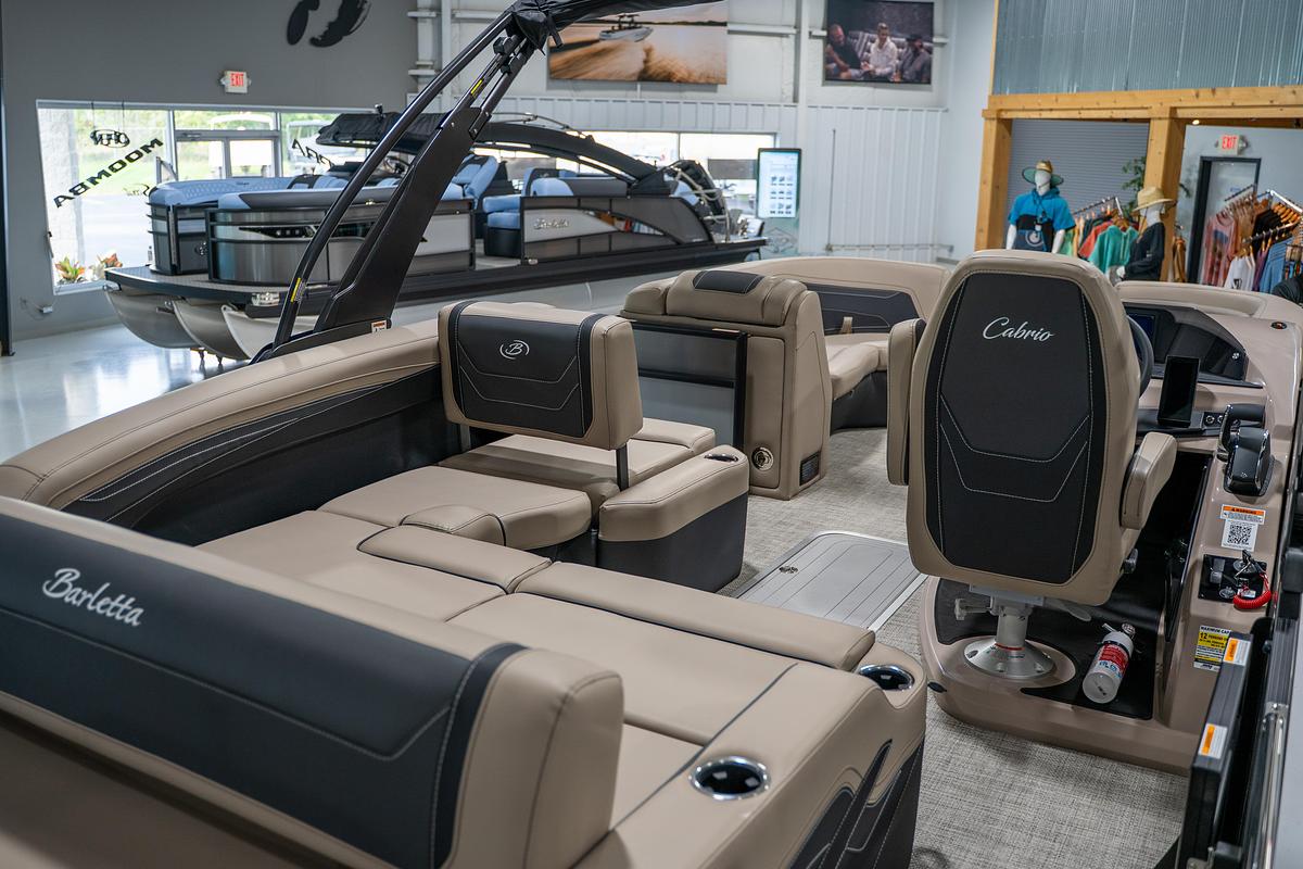 2027 Barletta Cabrio C22U