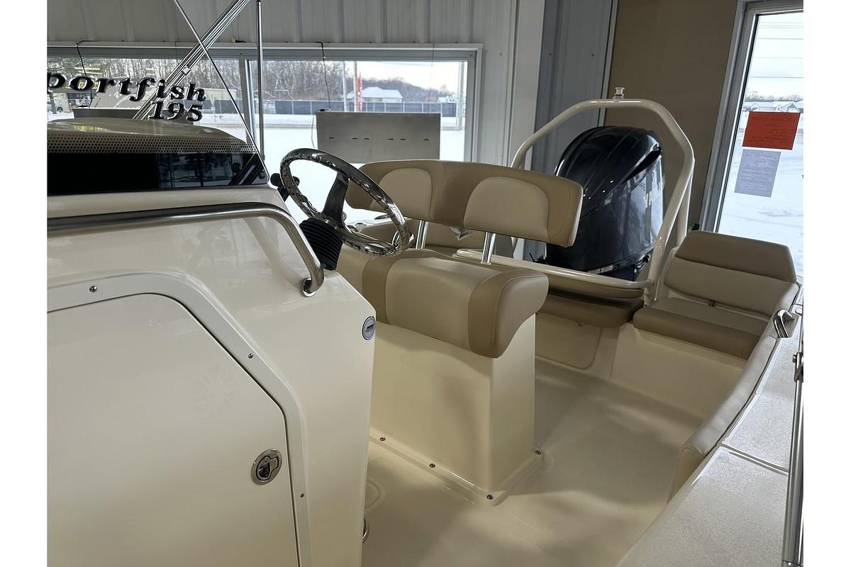 2024 Scout Boat Company Sportfish 195