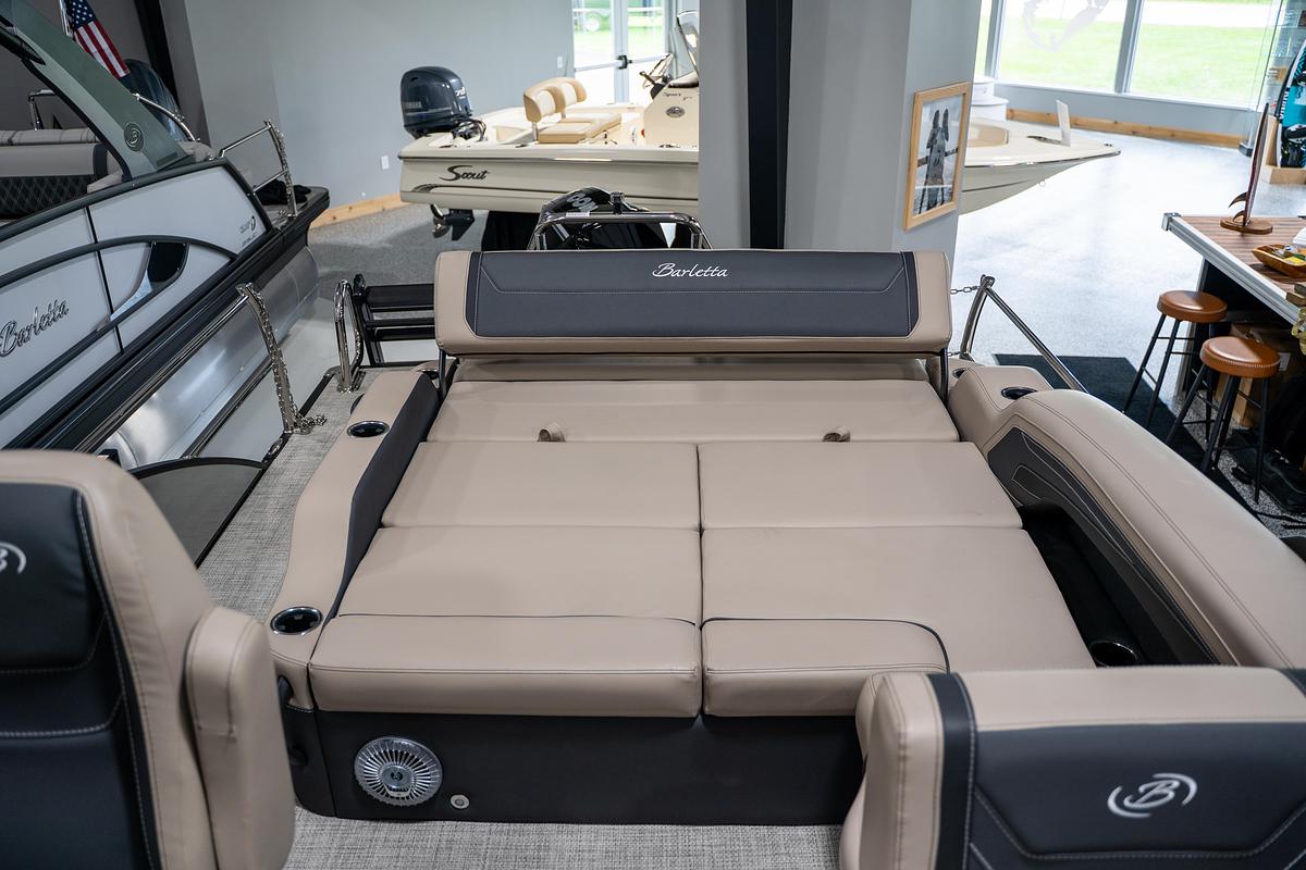 2027 Barletta Cabrio C22U