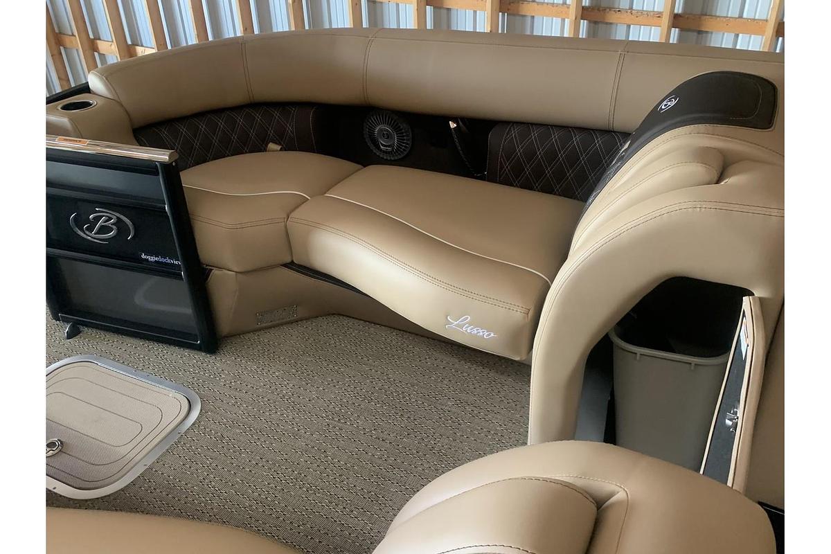 2025 Barletta Lusso L25UEA