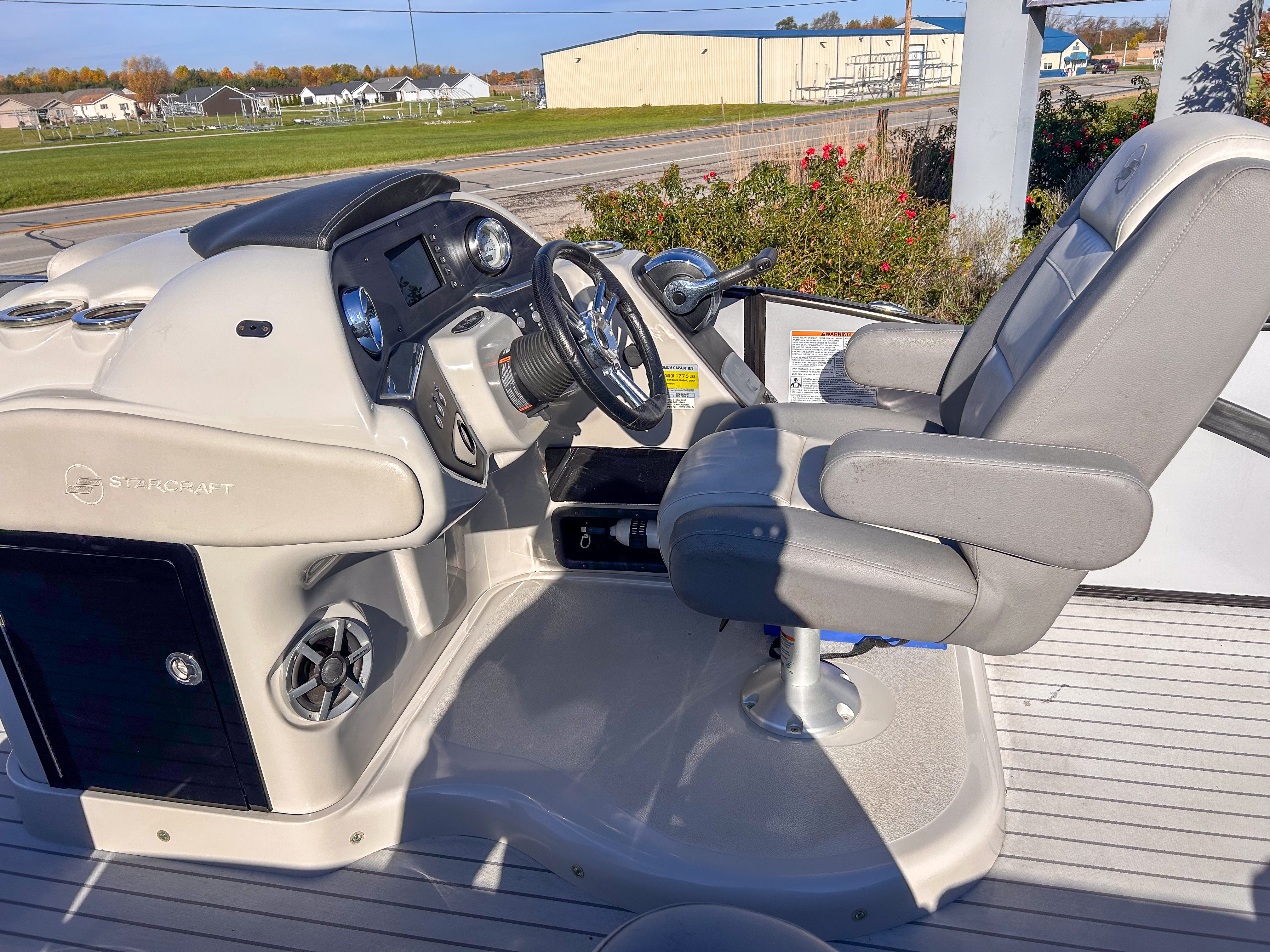 Used 2015 Starcraft MX 23 C