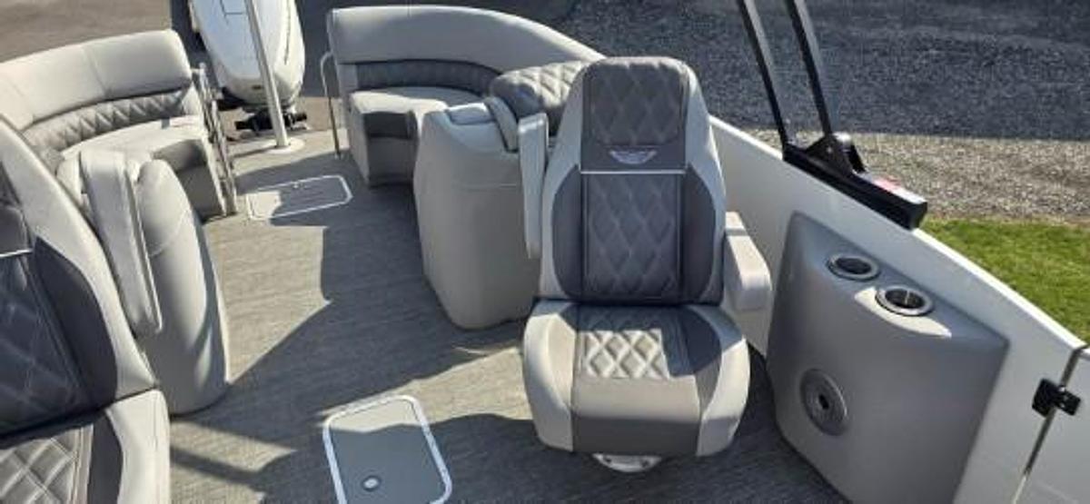 Used 2024 Bennington