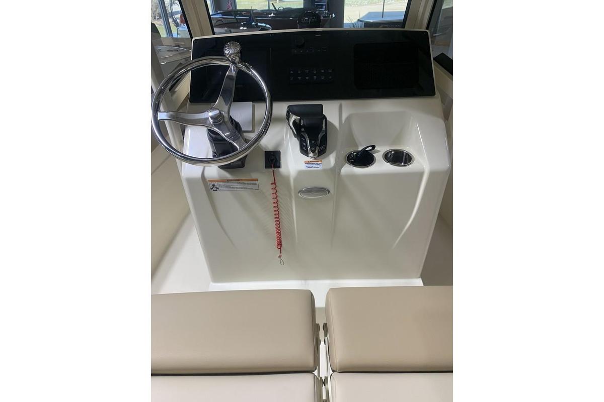 2025 Scout Boat Company XSF 215