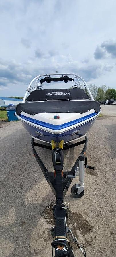 Used 2010 Supra Sunsport 21V