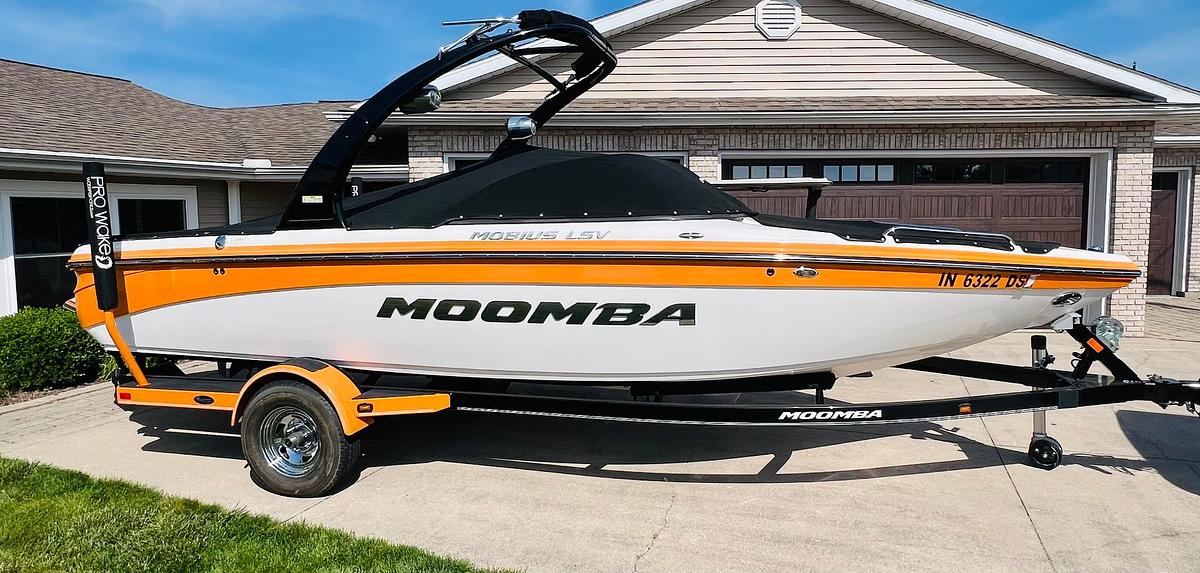 Used 2012 Moomba Mobius LSV