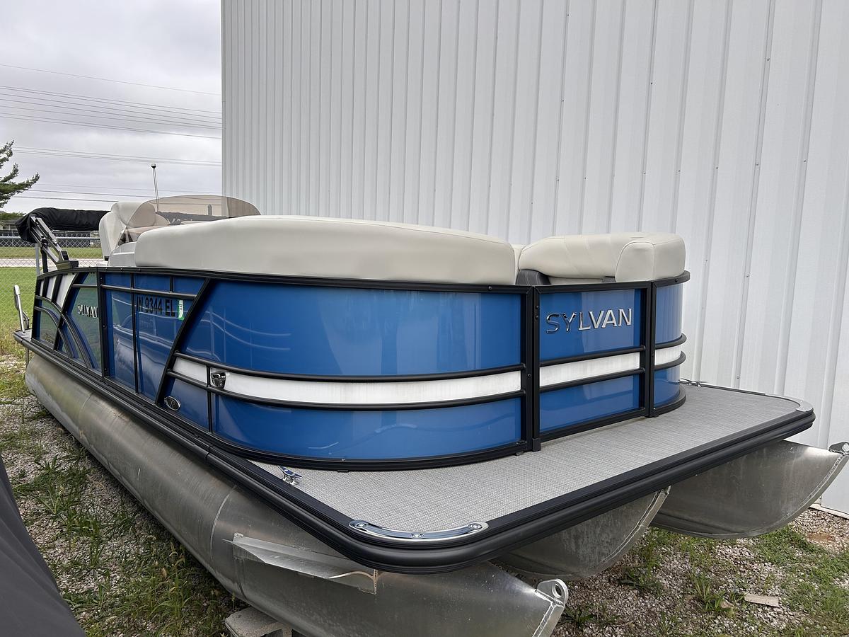 Used 2023 Sylvan X X3 CLZ