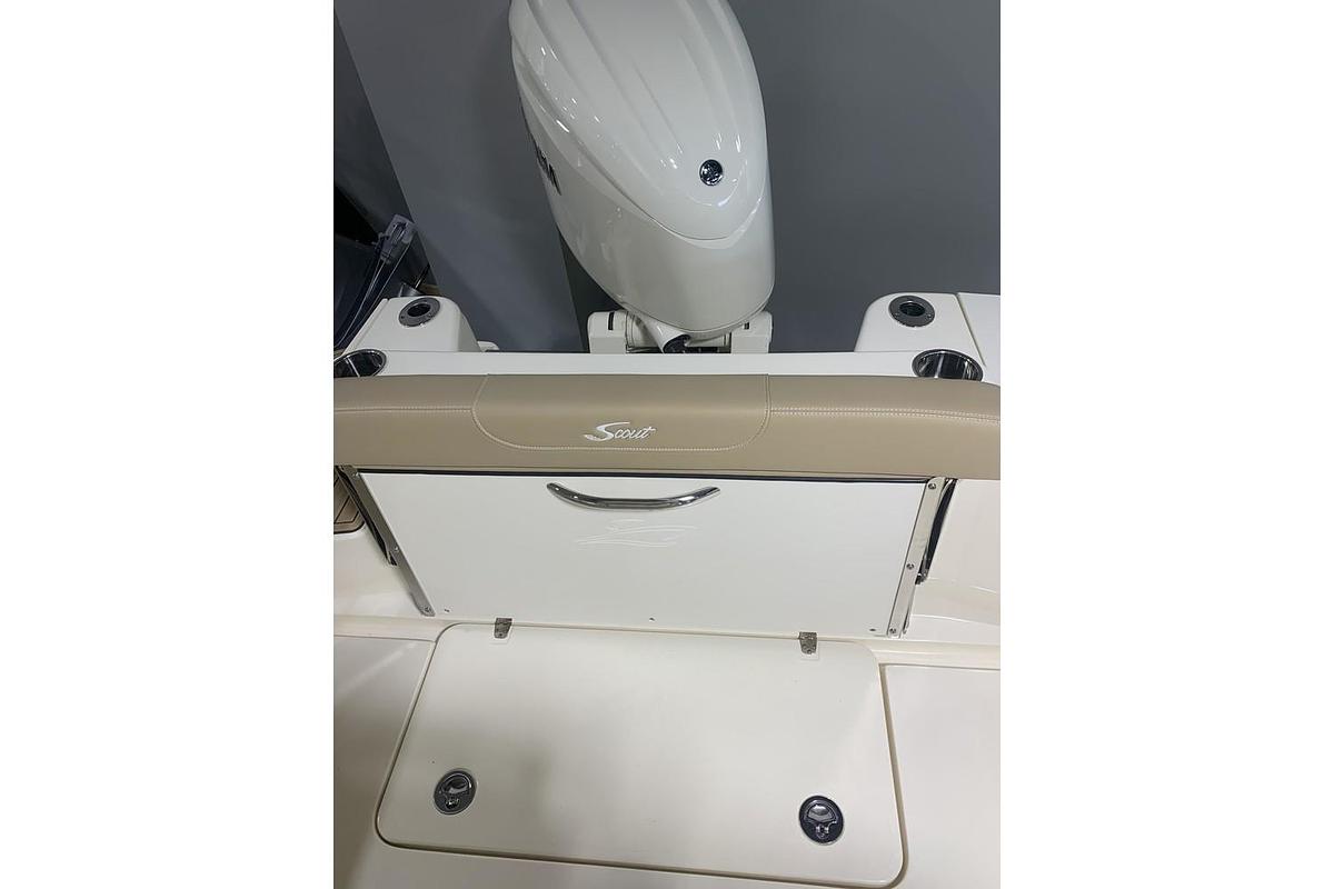 2025 Scout Boat Company XSF 215