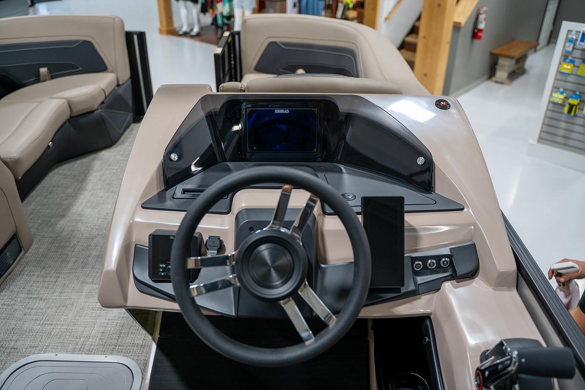 2027 Barletta Cabrio C22U