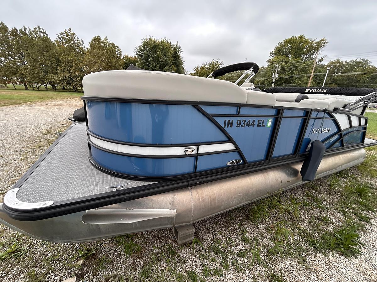 Used 2023 Sylvan X X3 CLZ
