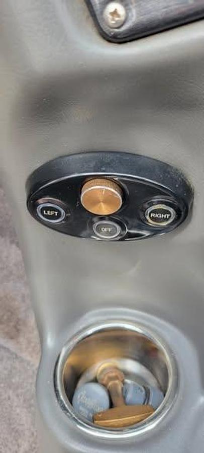 Used 2010 Supra Sunsport 21V
