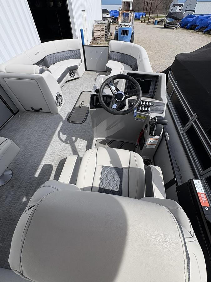 Used 2023 Harris Sunliner 230