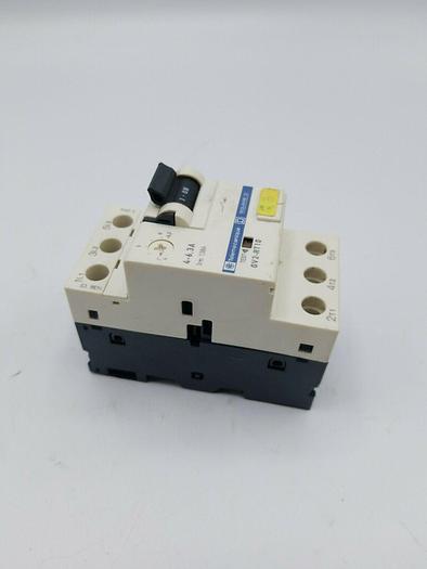 Used Telemecanique/Schneider Motor Circuit Breaker, GV2-RT10