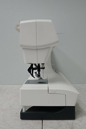 Used PFAFF Type 610A Select 4.0 Sewing Machine with Cover and Foot Pedal / Controller