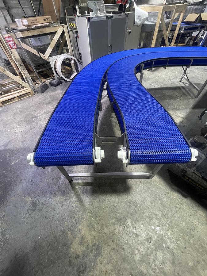 Conveyors with Modular Belts and Working Tables