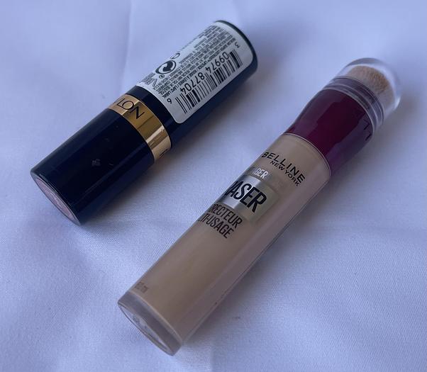 Automatic Horizontal Labeling Machine for unstable cylindrical objects such as oral liquid bottles, ampoules, reagent tube, pencil, solid glue bottles, pens, lipstick, etc.