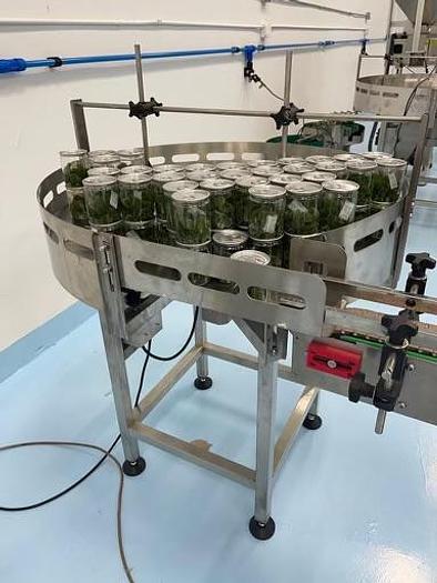 DE-36 Accumulation Rotary Tables with or without Unscrambler