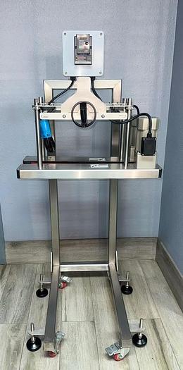 Hugger Belt Transfer Conveyor for Bottom Coding and Other Applications/ 24 inches long/Model DE 80