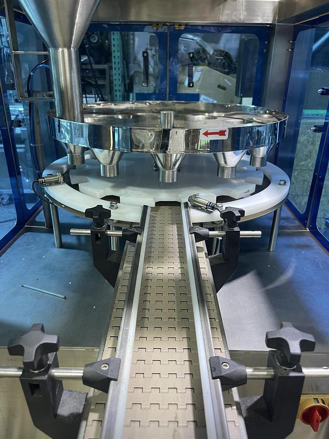 FULLY AUTOMATIC WEIGHING FILLING AND CAPPING MACHINE FOR GUMMIES, CANDIES AND SIMILAR PRODUCTS-READY FOR SHIPMENT