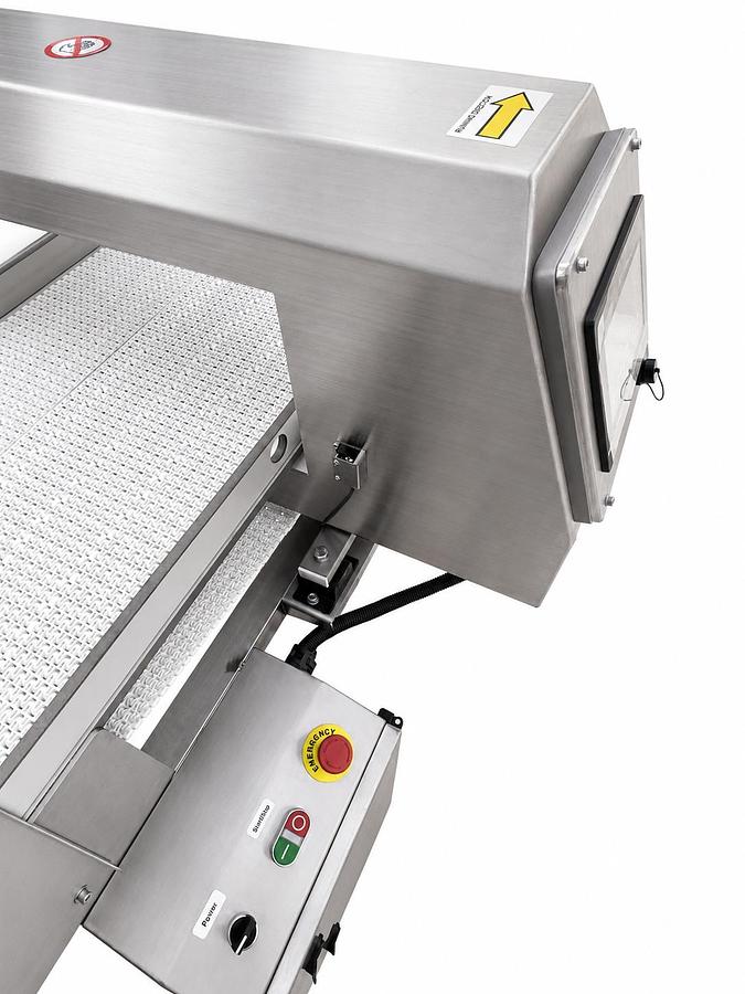 Automatic Metal Detector