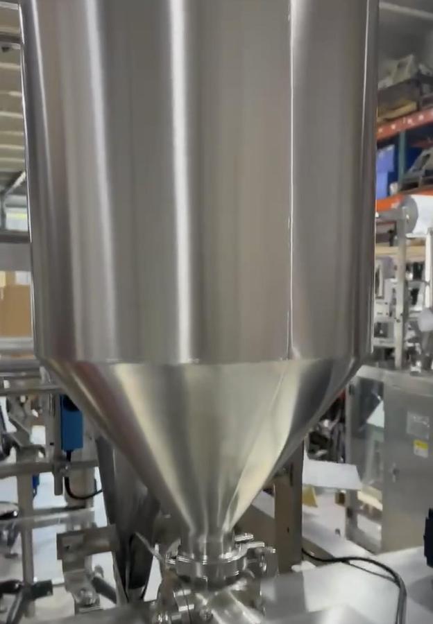 Sachet Filling and Sealing Machine for Creams, Gels and other similar products