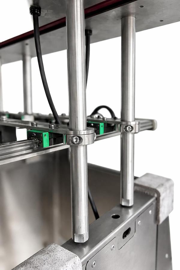 Hugger Belt Transfer Conveyor for Bottom Coding and other applications/36 inches long/ MODEL: DE 70 TOTALLY ENCLOSED BASE