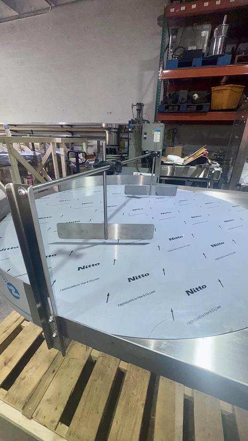 DE-72 Accumulation Rotary Tables with or without Unscrambler and with or without working table-72 Inches Diameter