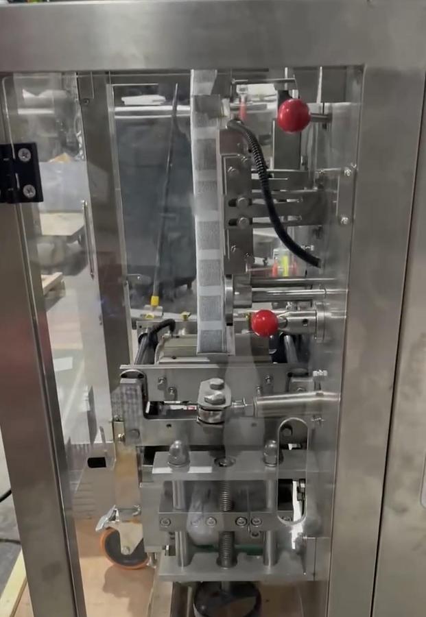 Sachet Filling and Sealing Machine for Creams, Gels and other similar products