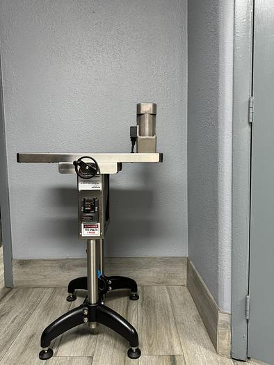 Hugger Belt Transfer Conveyor for Bottom Coding and other Applications/24 inches long-Model DE 24