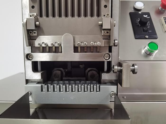 Automatic Capsule Counting and Filling Machines