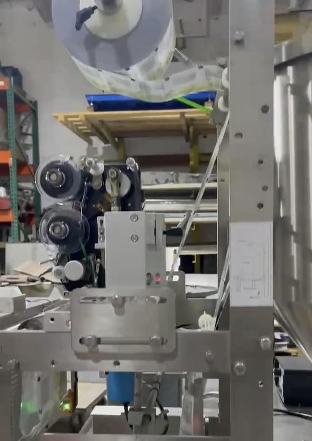 Sachet Filling and Sealing Machine for Creams, Gels and other similar products