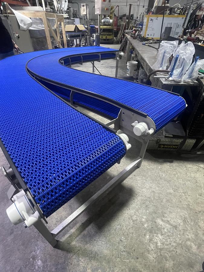 Conveyors with Stainless Steel Chain